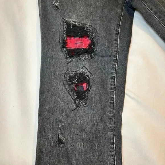 Judy Blue Skinny Fit 5|27 Black Denim Distressed Jeans with Plaid Patch - Picture 5 of 16